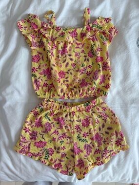 Old Navy Yellow Floral Girls' Shorts Set with Pink Print